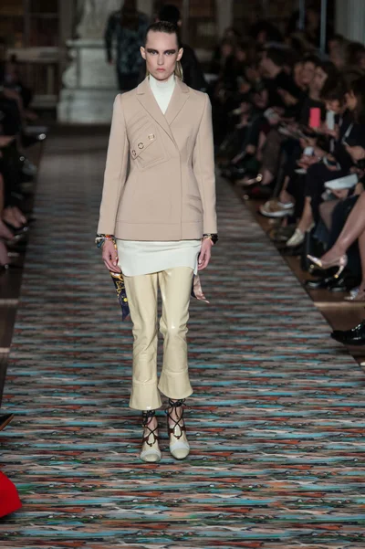 Look 27
